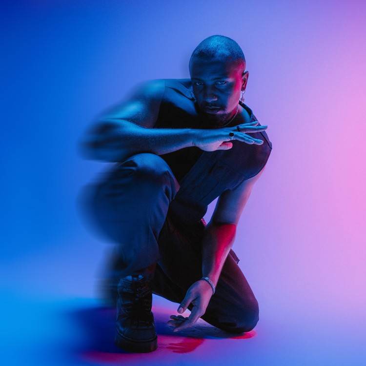 SUPERSTORE. - Single
