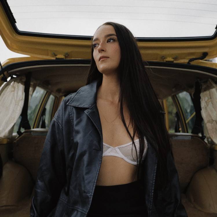 Silk & Smoke - Single