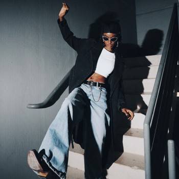 Move feat. H.E.R.